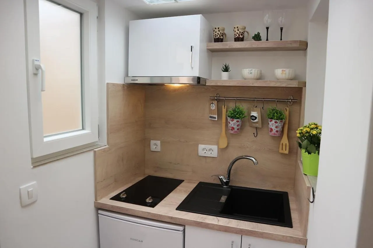 Apartments Komel Οπατία Κροατία