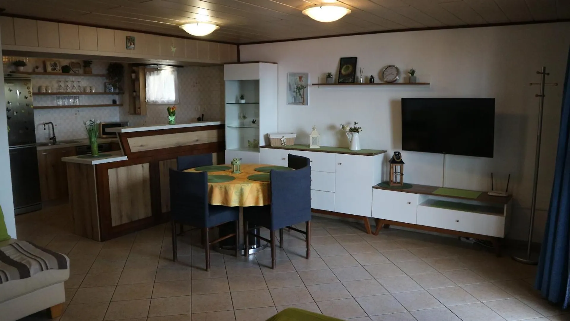 Apartments Komel Opatija 0*,  Croacia