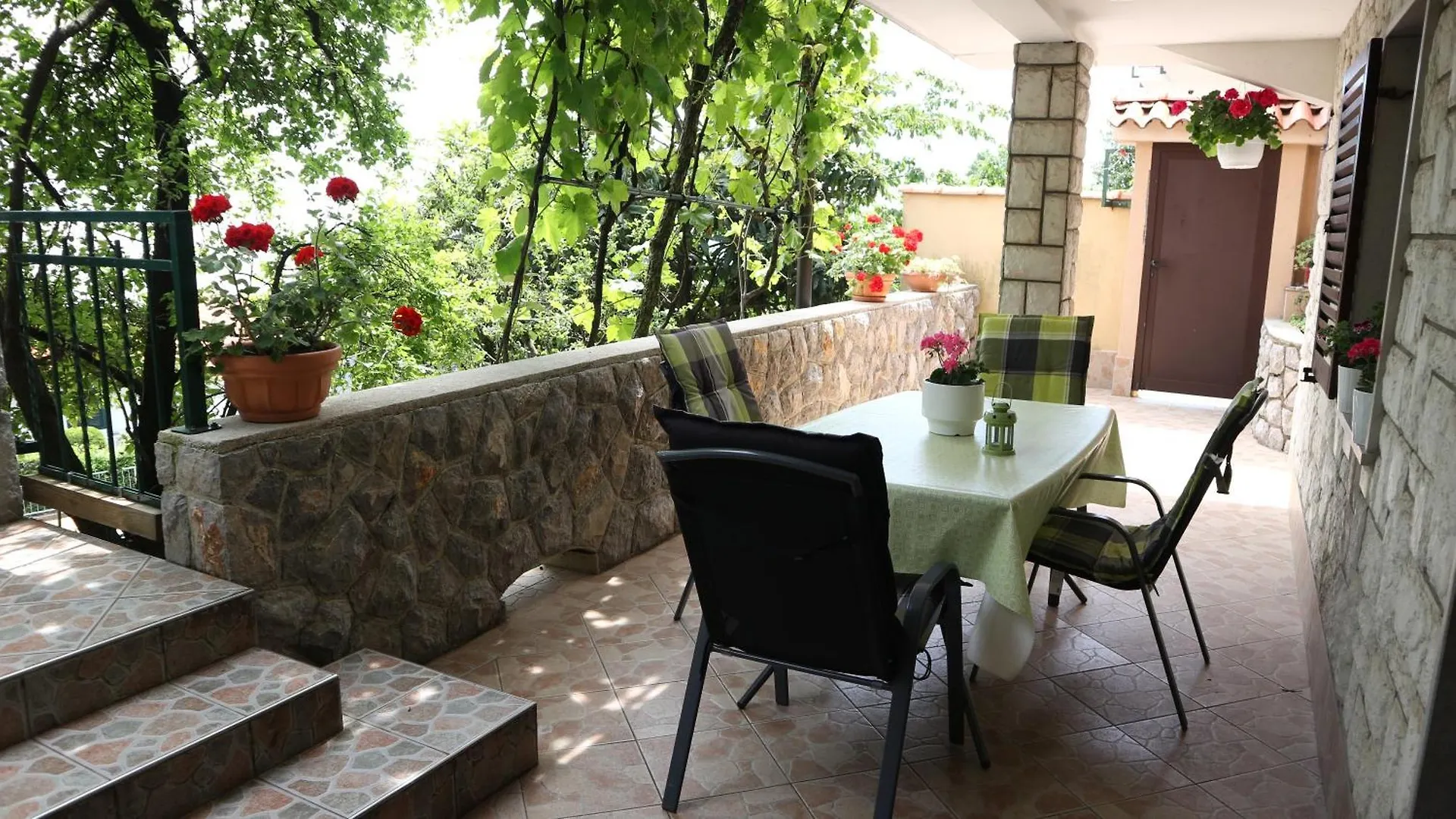 Apartments Komel Opatija