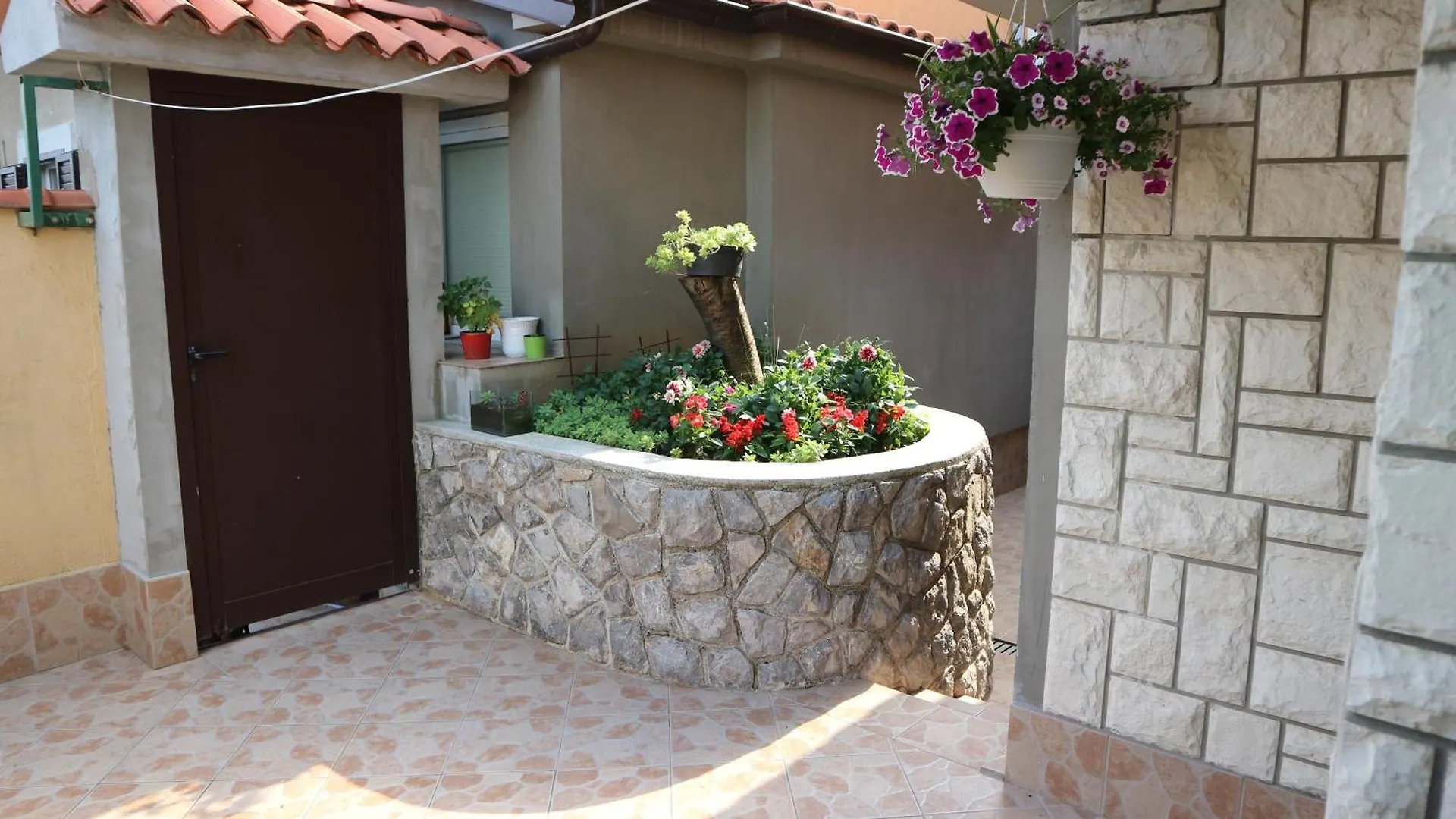 Apartments Komel Opatija