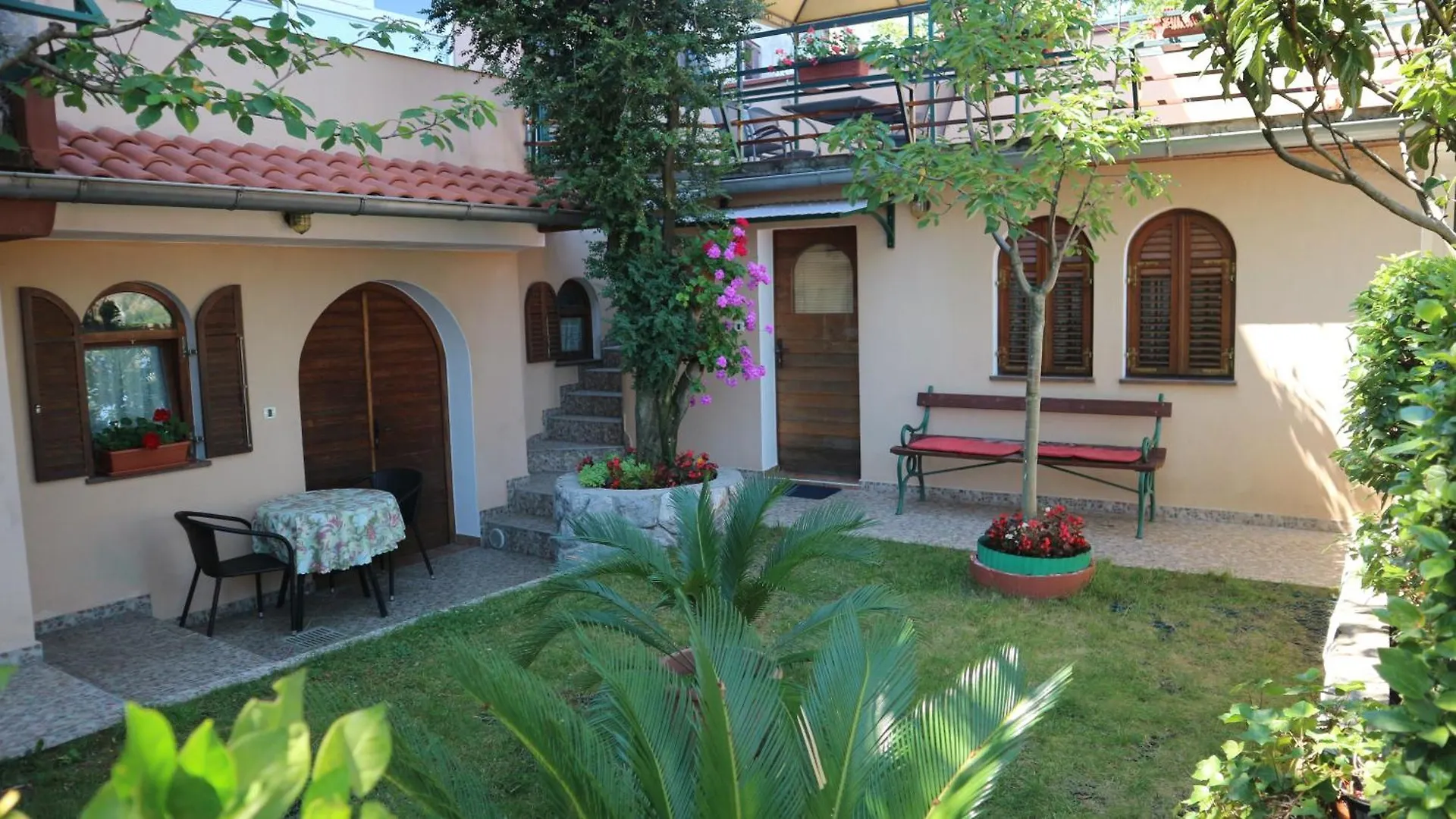 Apartments Komel Opatija