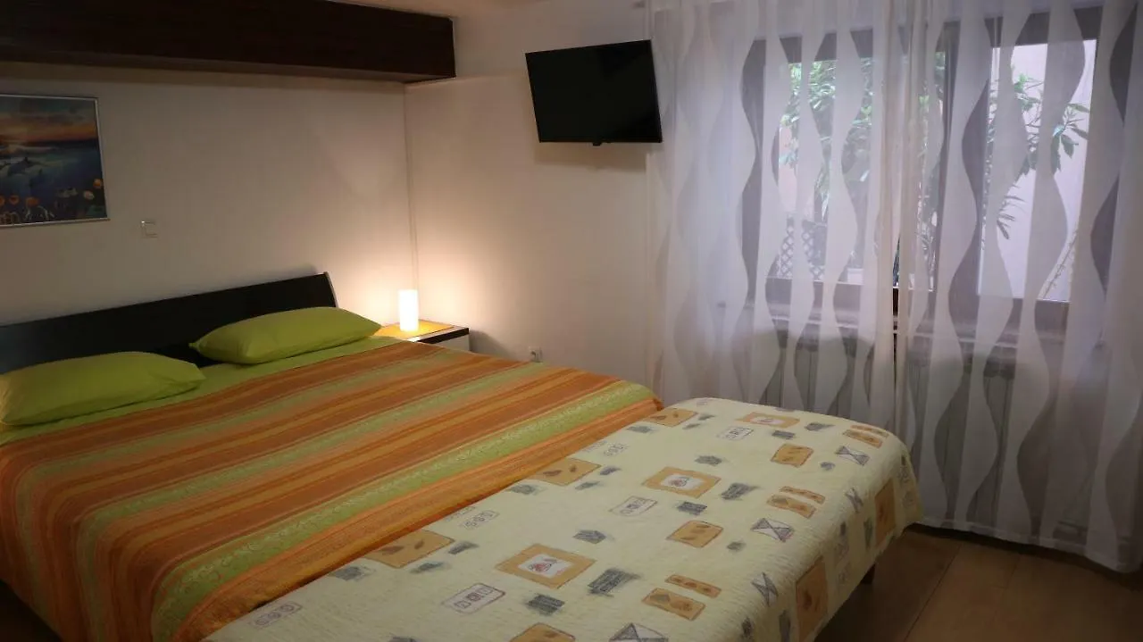 Apartments Komel Opatija 0*,